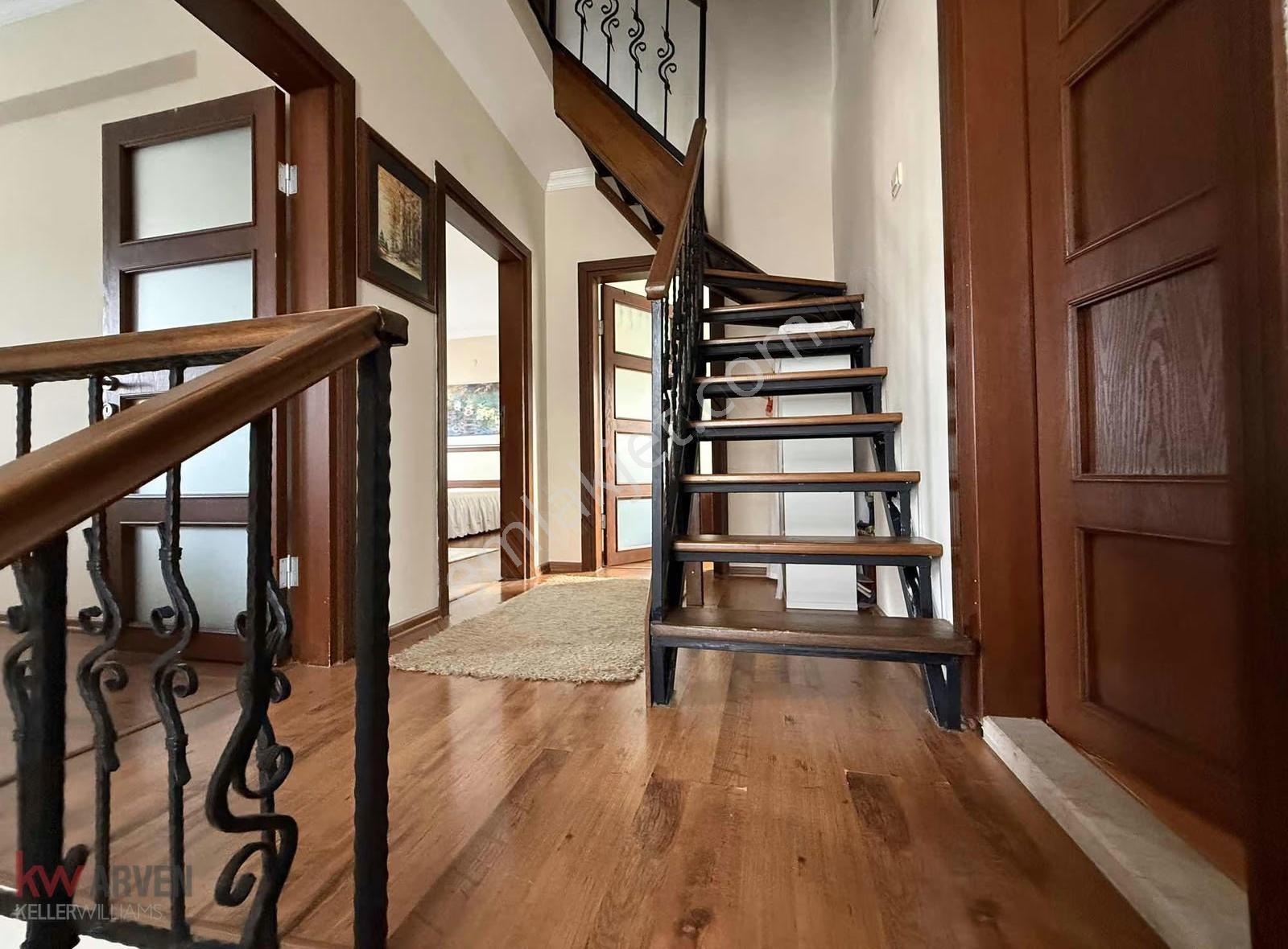 Başiskele Fatih Mah. Amaç Yapı Sitesi Satılık 5+1 Villa - Görsel 7