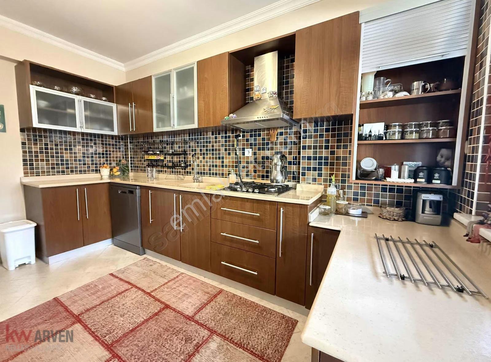Başiskele Fatih Mah. Amaç Yapı Sitesi Satılık 5+1 Villa - Görsel 6