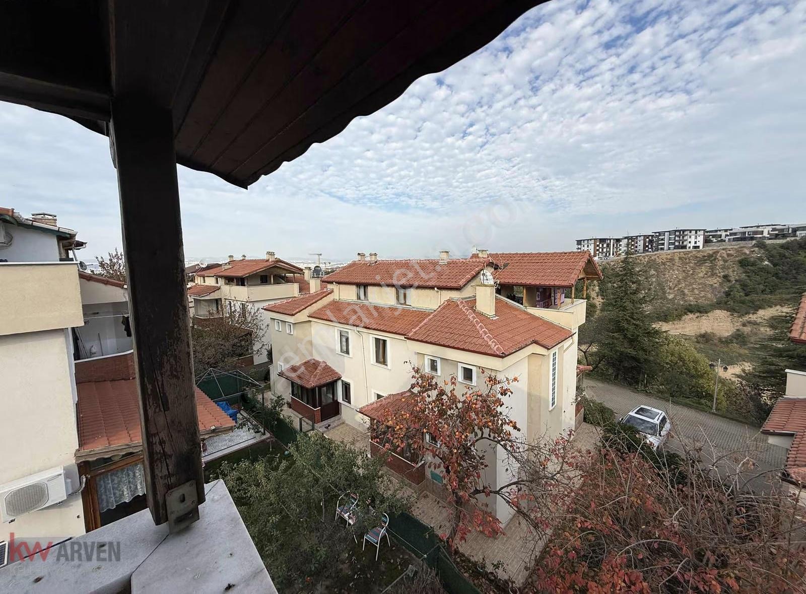 Başiskele Fatih Mah. Amaç Yapı Sitesi Satılık 5+1 Villa - Görsel 28