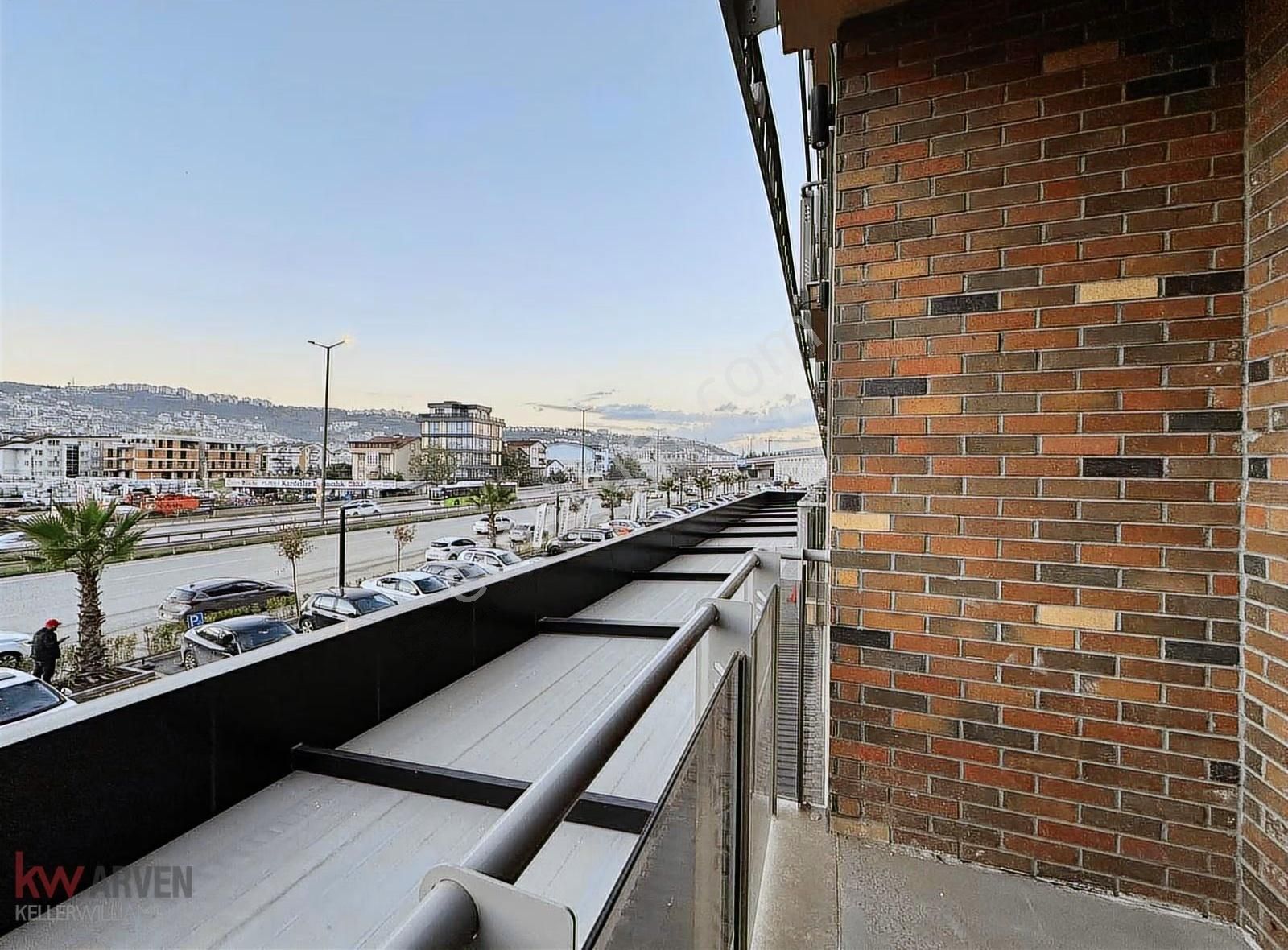 Kw Arven'den Mars Avm'de 1+0 Balkonlu Ön Cephe İçi Yapılı Ofis - Görsel 6