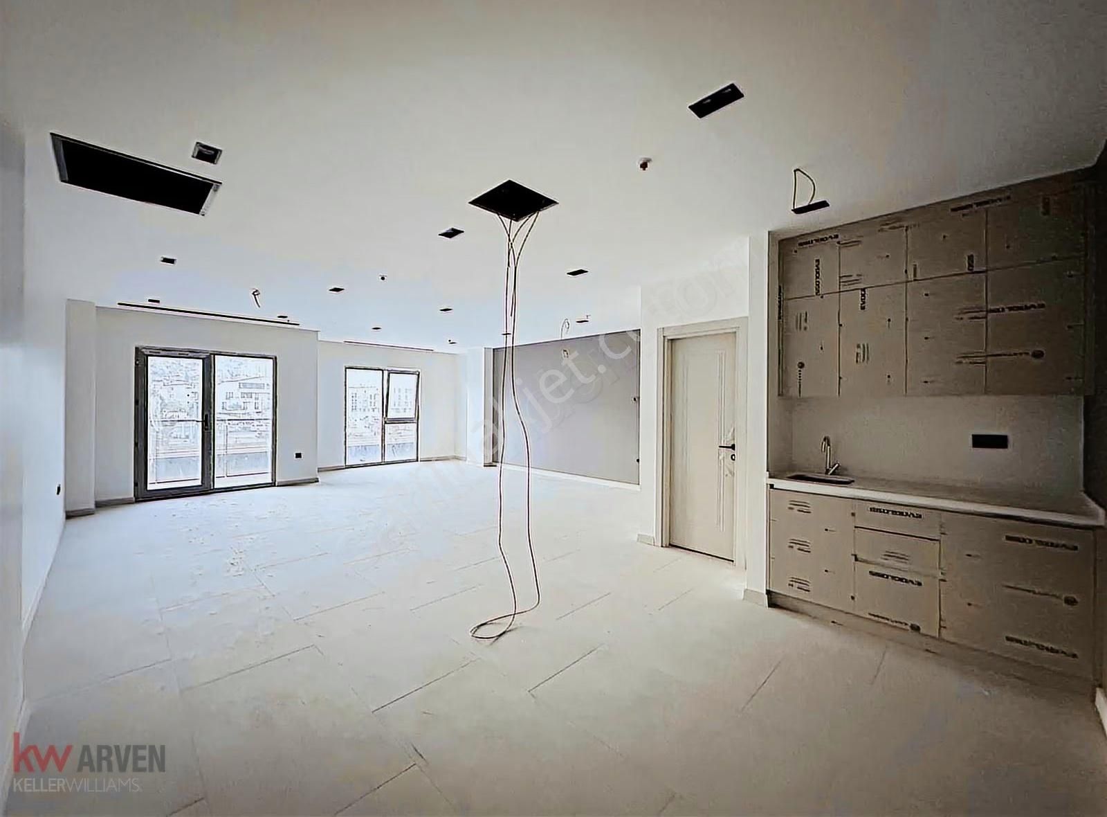 Kw Arven'den Mars Avm'de 1+0 Balkonlu Ön Cephe İçi Yapılı Ofis - Görsel 13