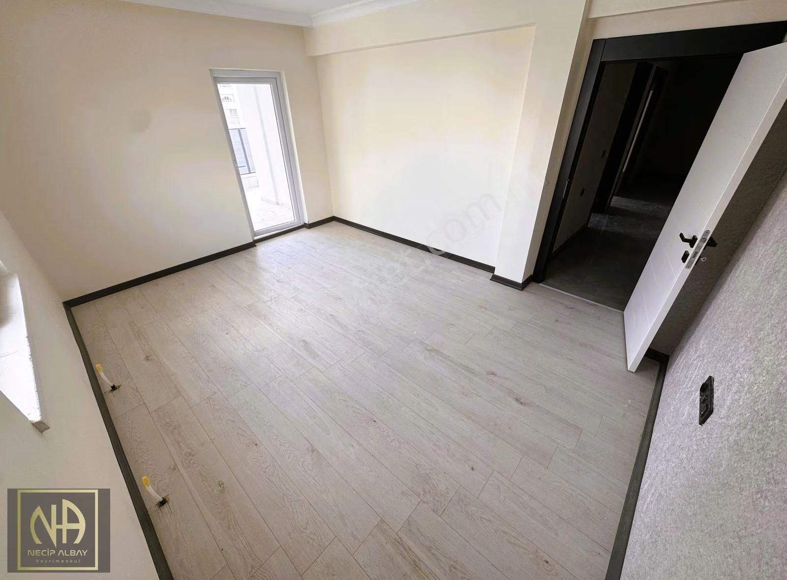 Çiğdemtepe'de Site İçerisinde Sıfır E.banyo G.odası 3+1 Satılık - Görsel 23