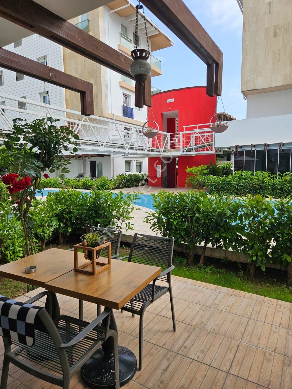 Konaklar Bahçe Dublex 4+1 Doğalgazlı Havuzlu Kapalı Otoparklı Kiracısız Vatandaşlığa Uygun - Görsel 17