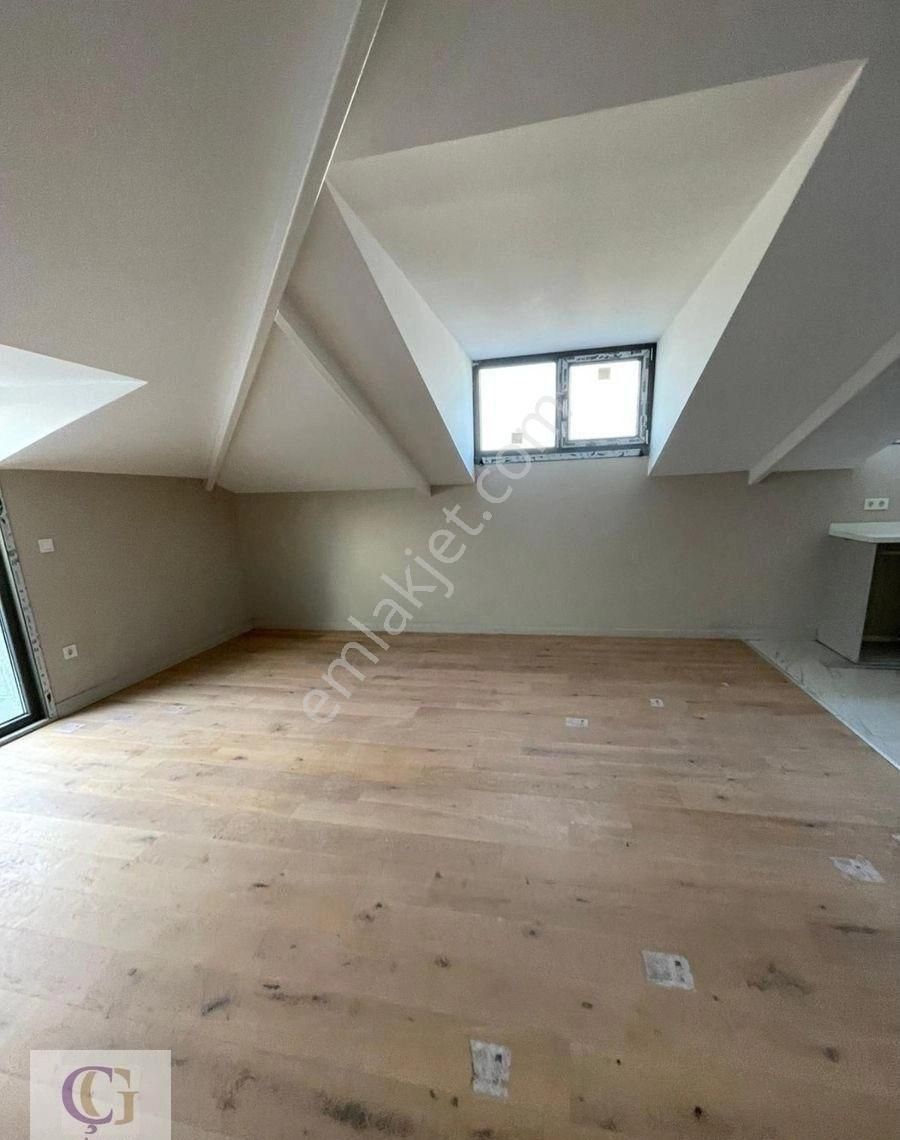 Yeşilyurt'ta Manzaralı Önü Kapanmaz Sıfır Binada Üst Dubleks - Görsel 2