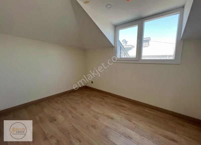 Adnan Kahveci Mah . Lüks Site 5+2 Dubleks Havuzlu,otoparklı - Görsel 13