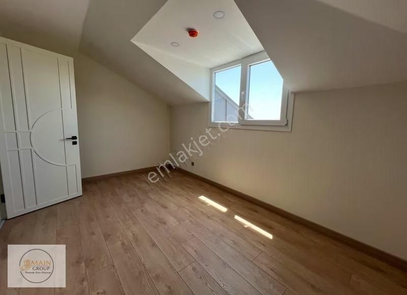 Adnan Kahveci Mah . Lüks Site 5+2 Dubleks Havuzlu,otoparklı - Görsel 3