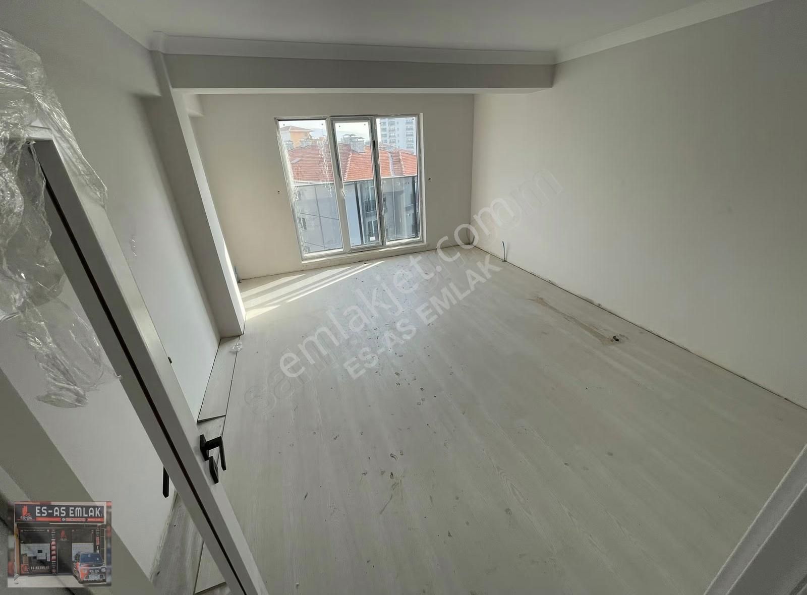 Menderes Mah'de 3+1 Asansörlü Fırsat Daire (0 Bina) - Görsel 3