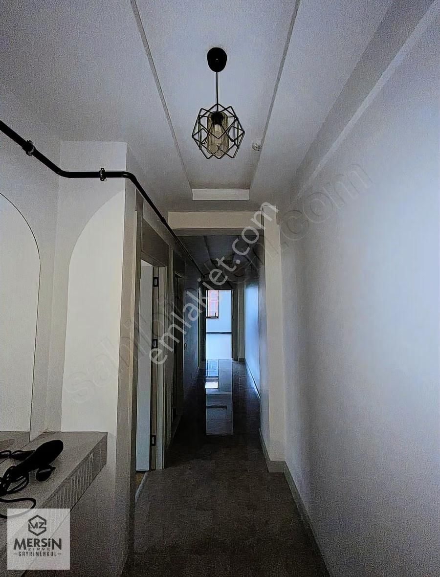 Mezitli Davultepe Mevkin'de Merkezi Konumlu Kiralık 2+1 - Görsel 7