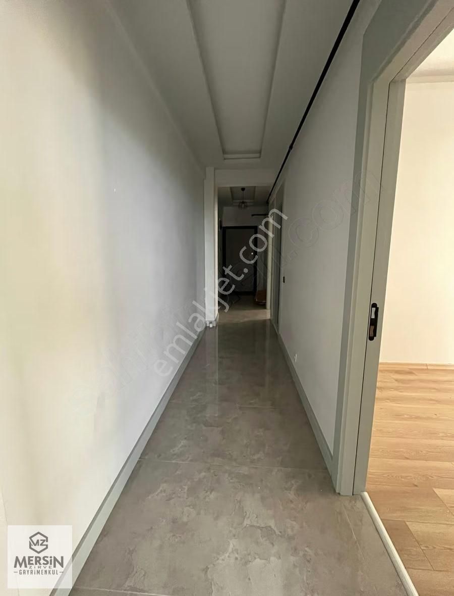 Mezitli Davultepe Mevkin'de Merkezi Konumlu Kiralık 2+1 - Görsel 3