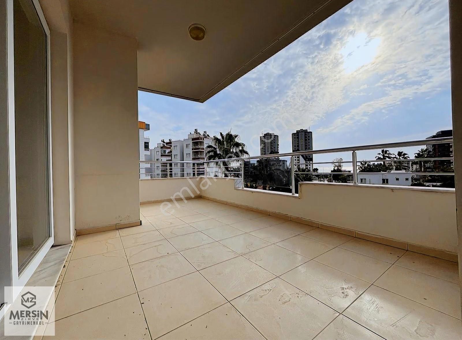 Mezitli Davultepe De Merkezi Konumlu 3+1 - Görsel 17