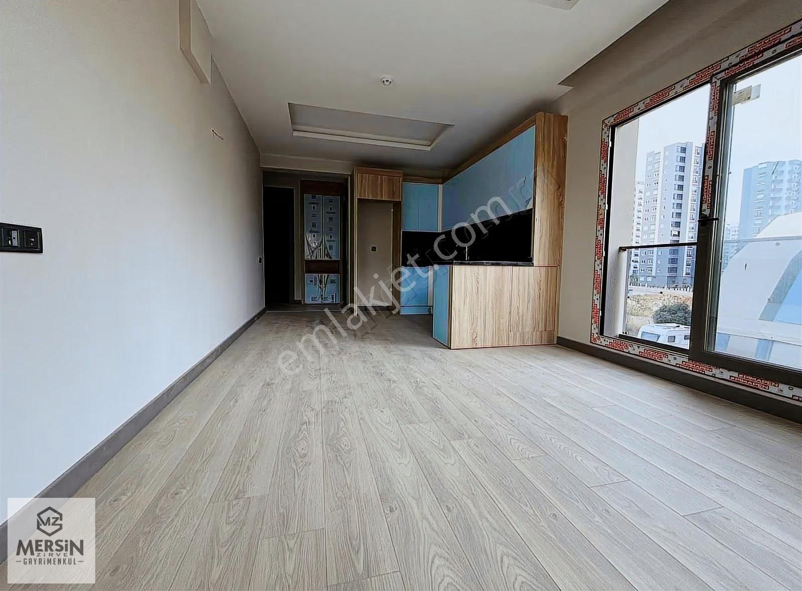 Mersin Zirve Den 75.yıl Mah. Denize Yürüme Mesafesi İskanlı 1+1 - Görsel 8