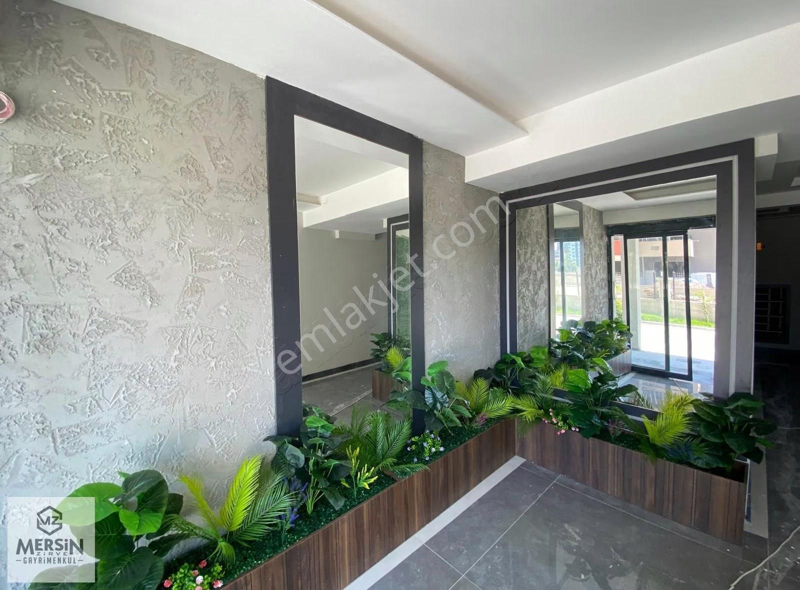 Mersin Zirve Den 75.yıl Mah. Denize Yürüme Mesafesi İskanlı 1+1 - Görsel 3