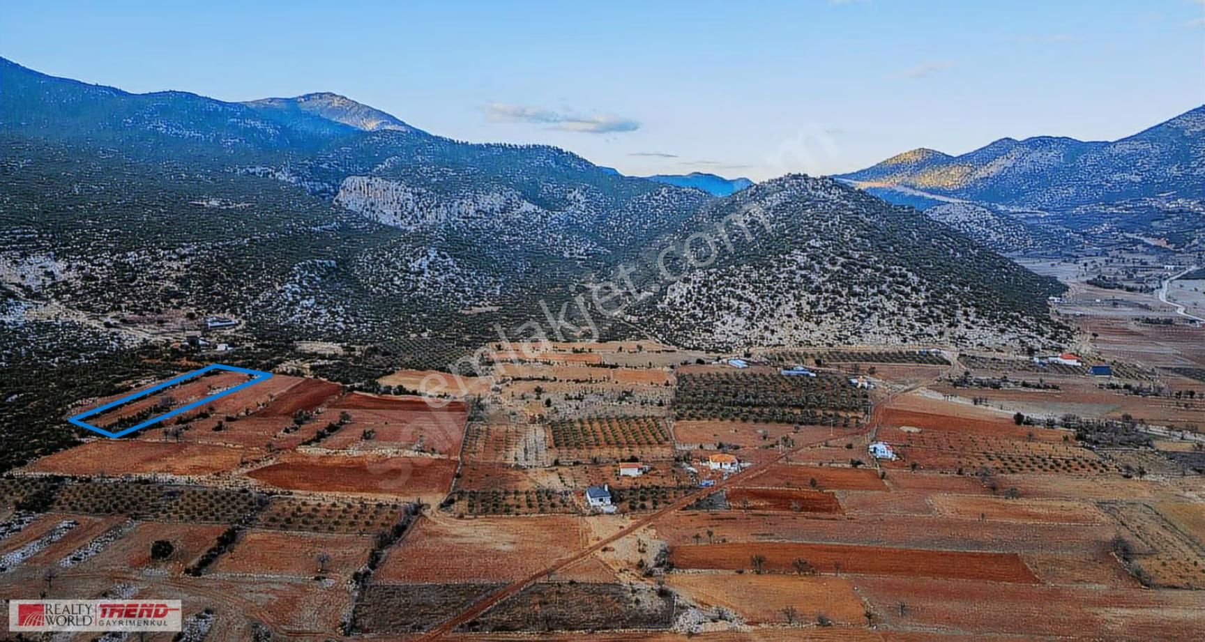 Antalya Döşemealtı Akkoç Mahallesinde 3.497 M² Yatırımlık Tarla - Görsel 7