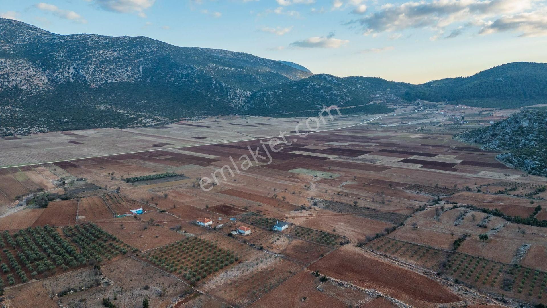 Antalya Döşemealtı Akkoç Mahallesinde 3.497 M² Yatırımlık Tarla - Görsel 17