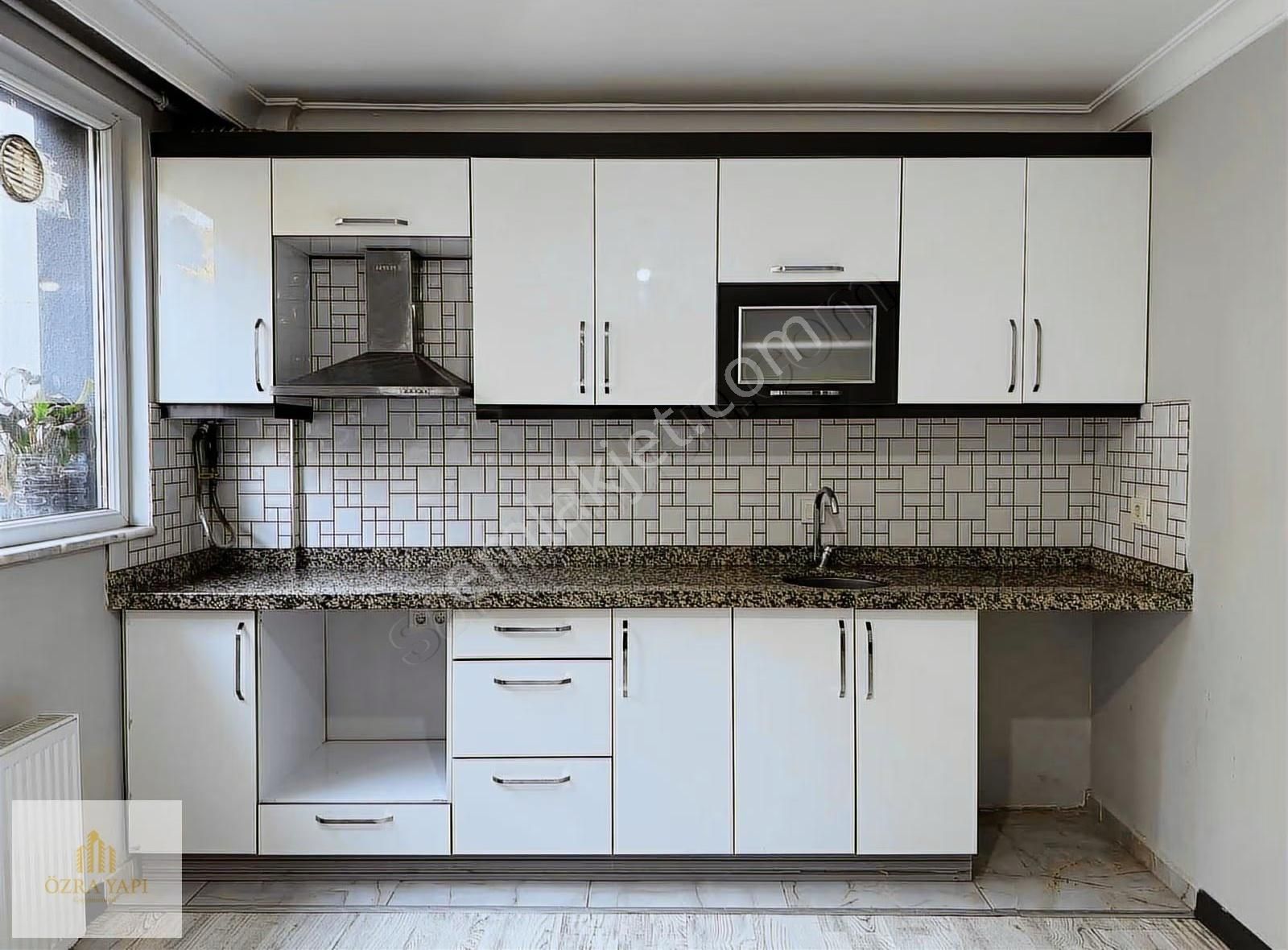 Aile Binasında Kiralık Büyük 1+1 - Görsel 11