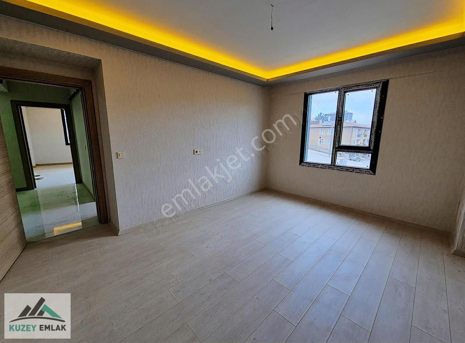 Kuzey Emlak'tan Masrafsız Geniş Lüks Amerikan Mutfak Sıfır Daire - Görsel 9