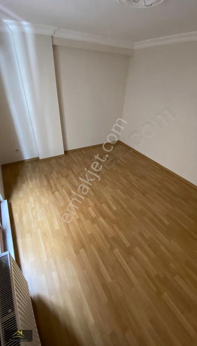 Çekmeköy Merkez Mahallesinde Satılık 2+1 Daire - Görsel 4