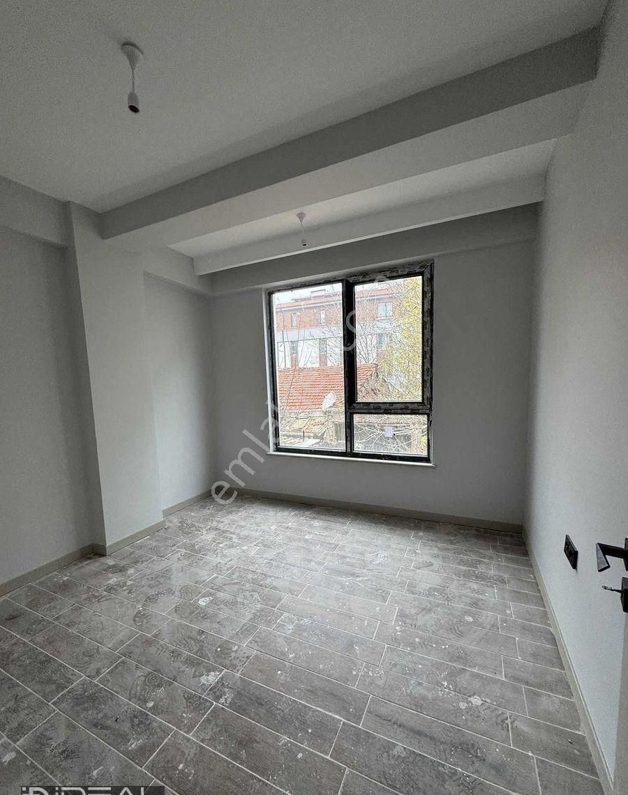 Sütlüce Mahallesi İçem Kapısı Yanı Asansörlü Kiralık 1+1 Daire - Görsel 12