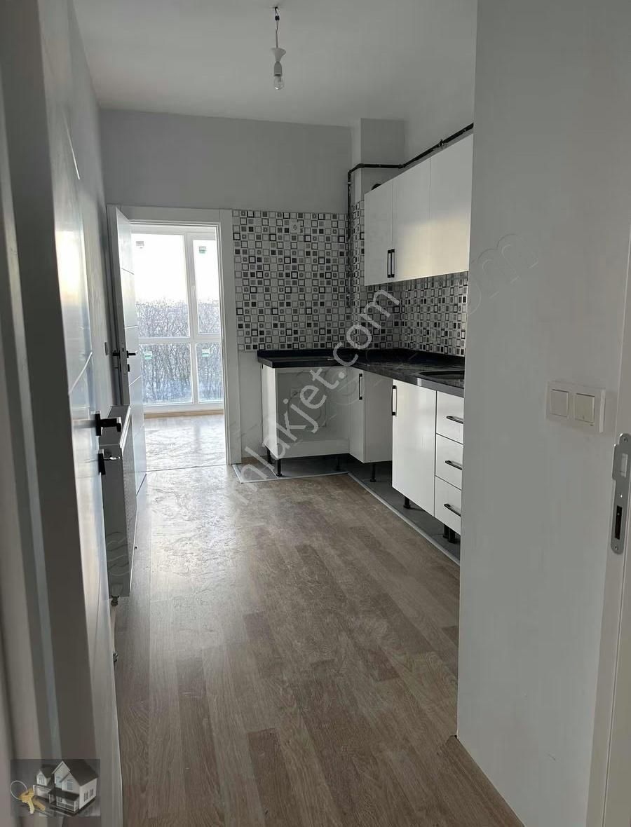 Yatırımlık Fırsat Kaçmaz Lüks Daire - Görsel 23