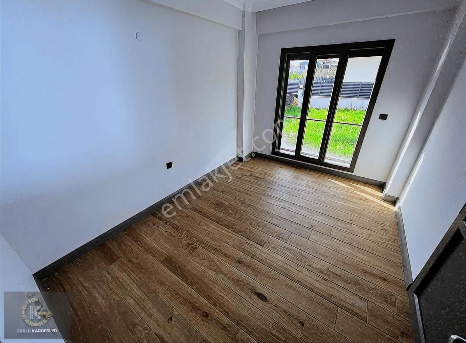 Güçlü Kardeşler Müstakil Tadında Manzaralı Lüks Villa - Görsel 5