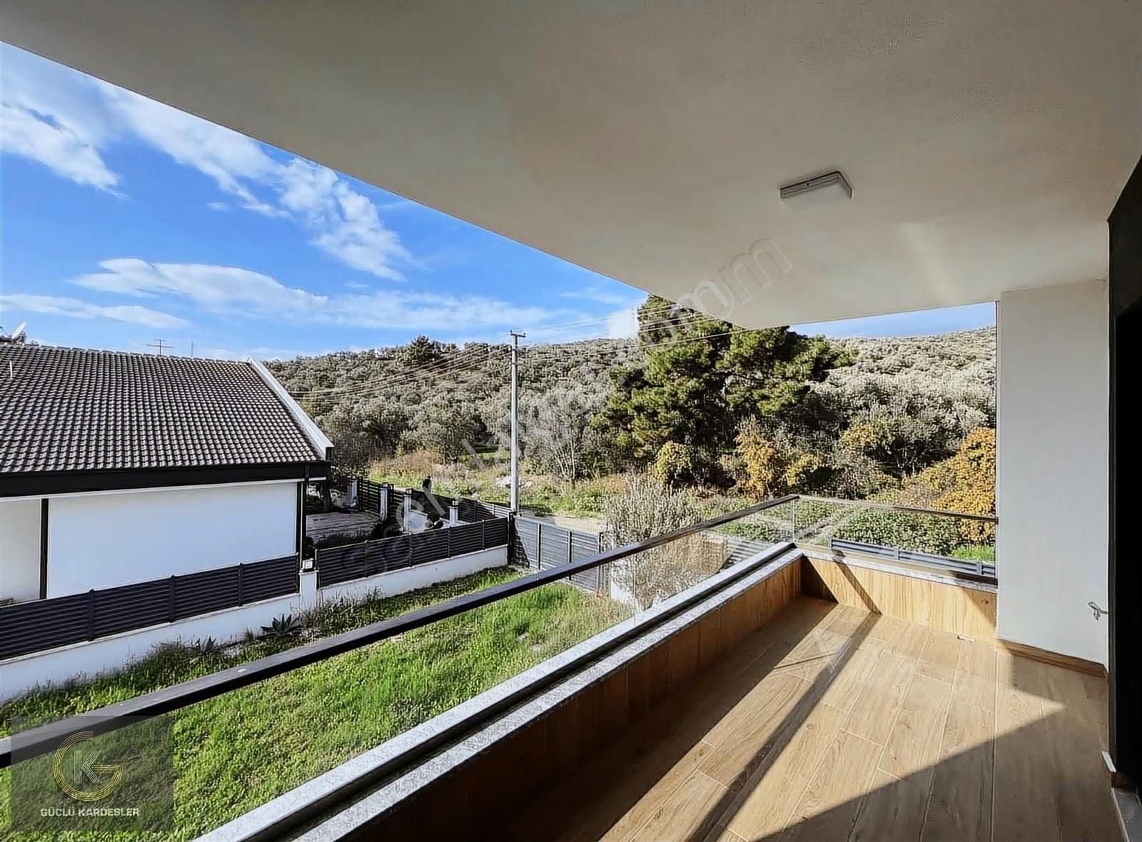 Güçlü Kardeşler Müstakil Tadında Manzaralı Lüks Villa - Görsel 7
