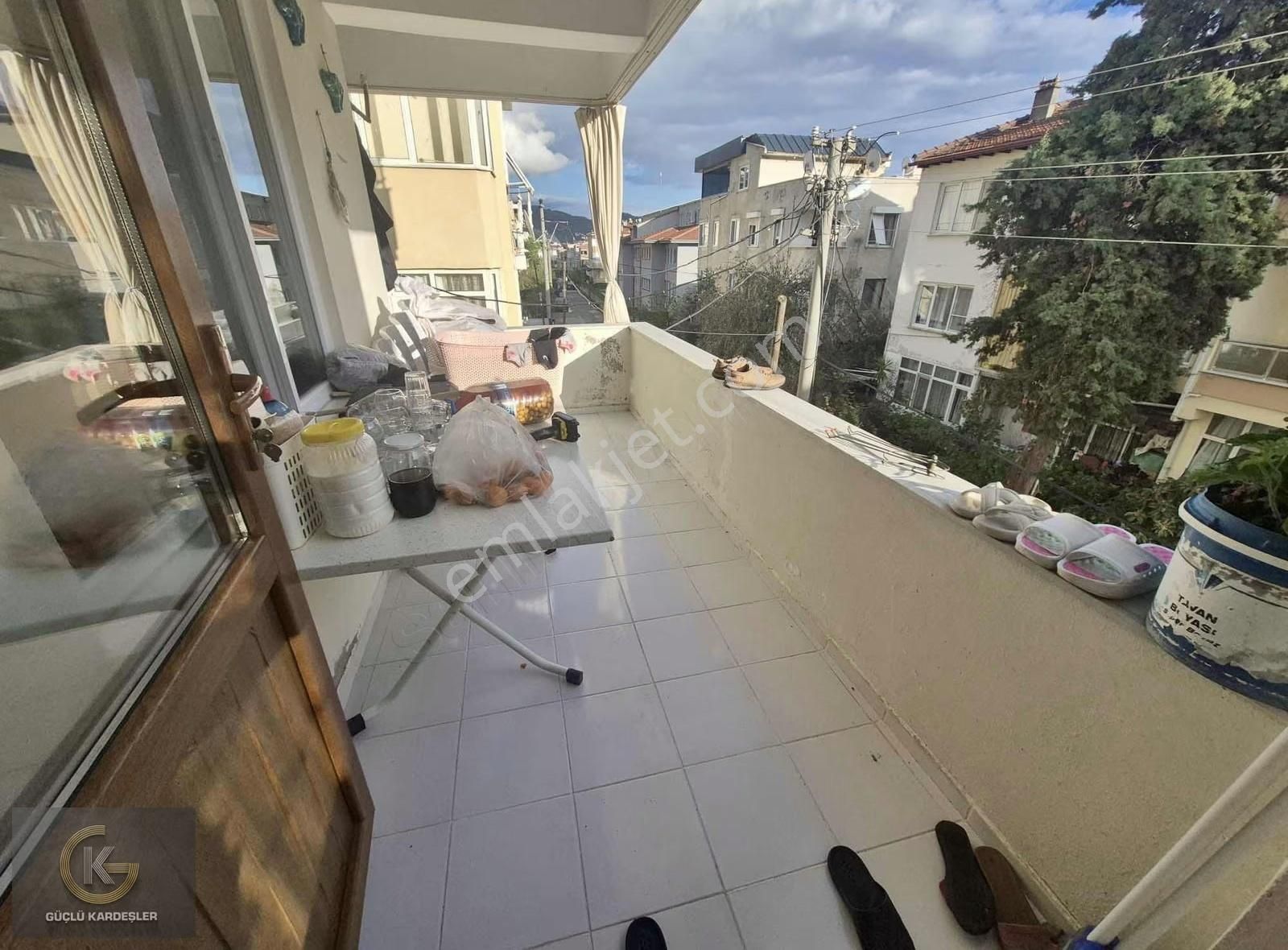 Güçlü Kardeşlerden Haftanın Kelepiri Orta Kat 2+1 Merkezde Daire - Görsel 2