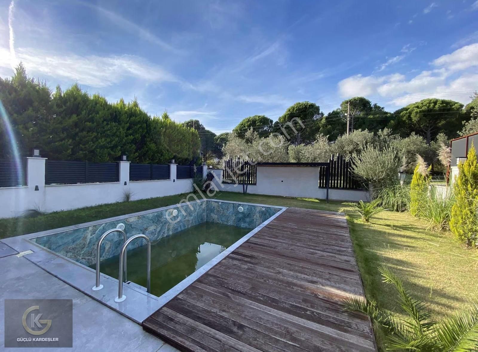 Güçlü Kardeşlerden Özel Havuzlu Müstakil Lüks Villa - Görsel 8