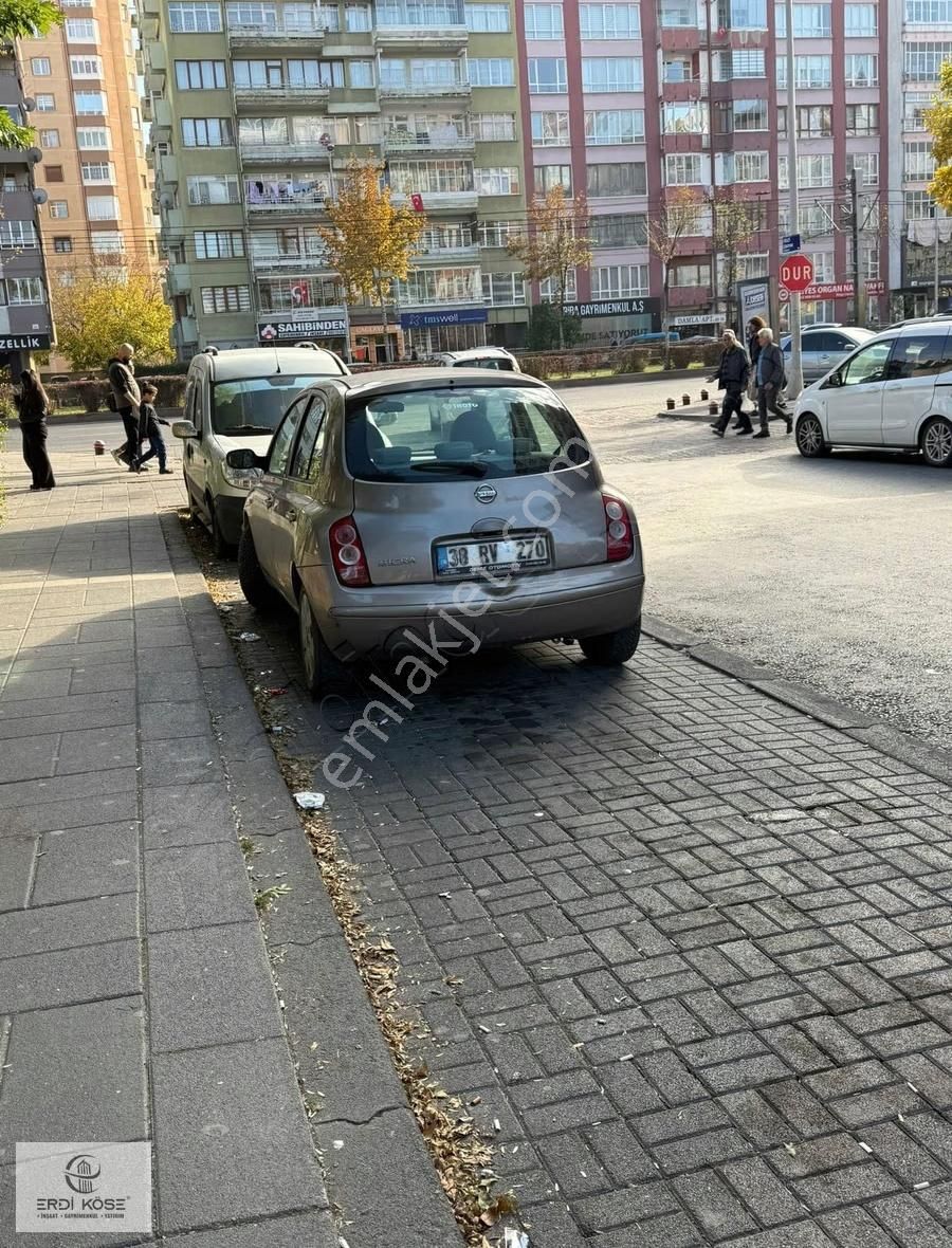 Erdi Köse // Sivas Caddesi Üzerinde 2+1 Satılık Daire - Görsel 6