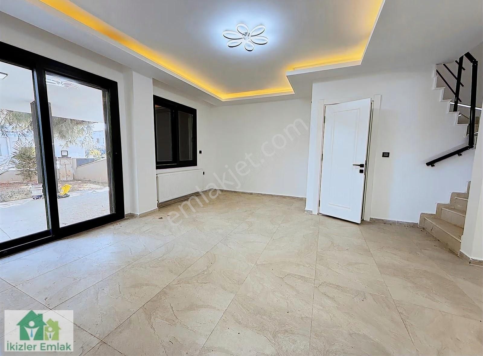 Seferihisar Ürkmez Merkez'de Satılık Lüks 3 + 1 Dubleks Villa - Görsel 30