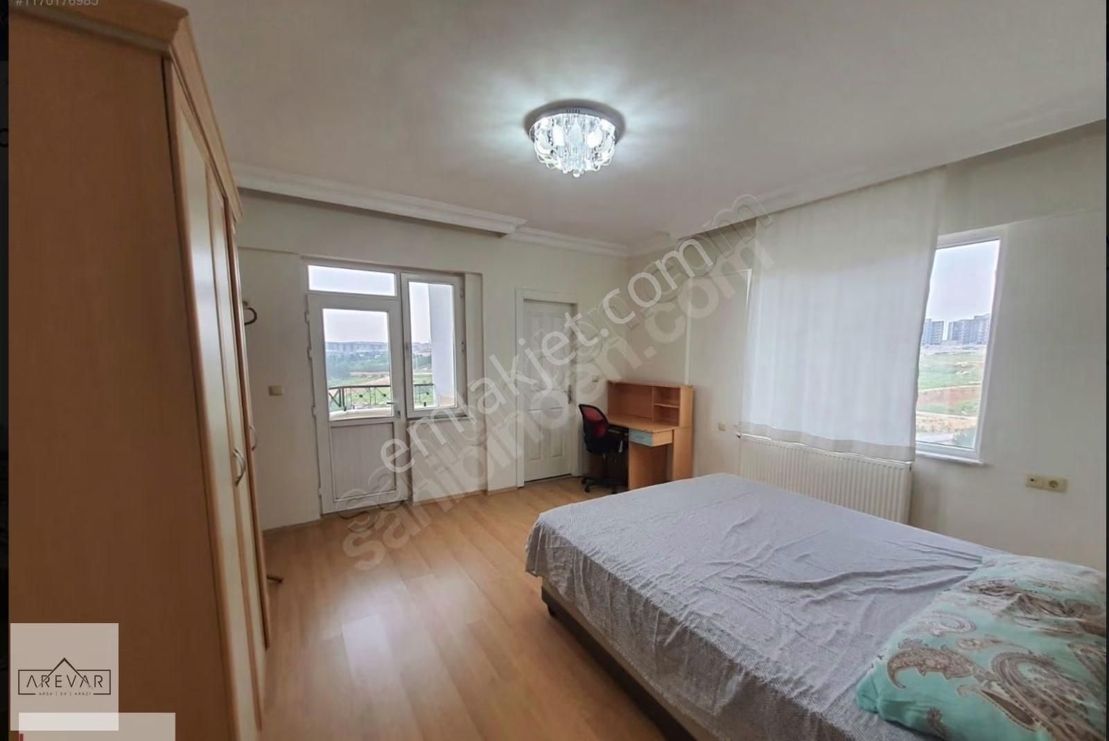 Okan Sarıgüllük 1.etap Önü Açık Havuzlu Güvenlikli Arakat Daire - Görsel 15