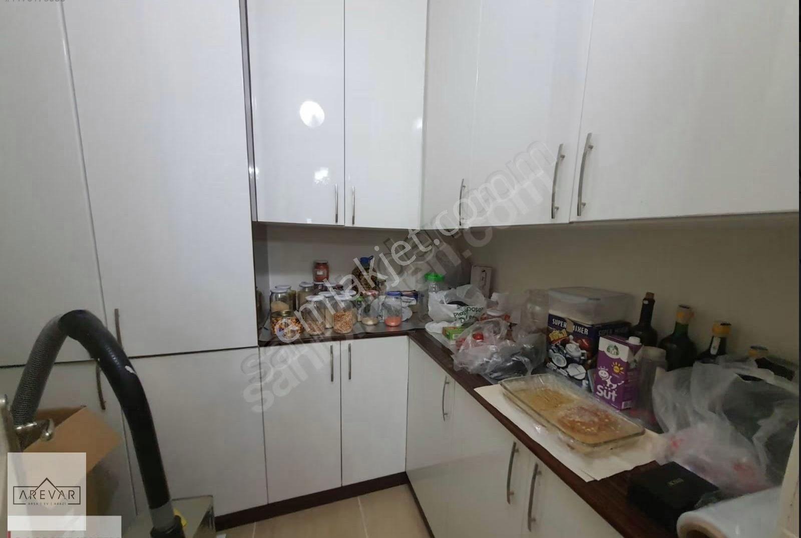 Okan Sarıgüllük 1.etap Önü Açık Havuzlu Güvenlikli Arakat Daire - Görsel 10