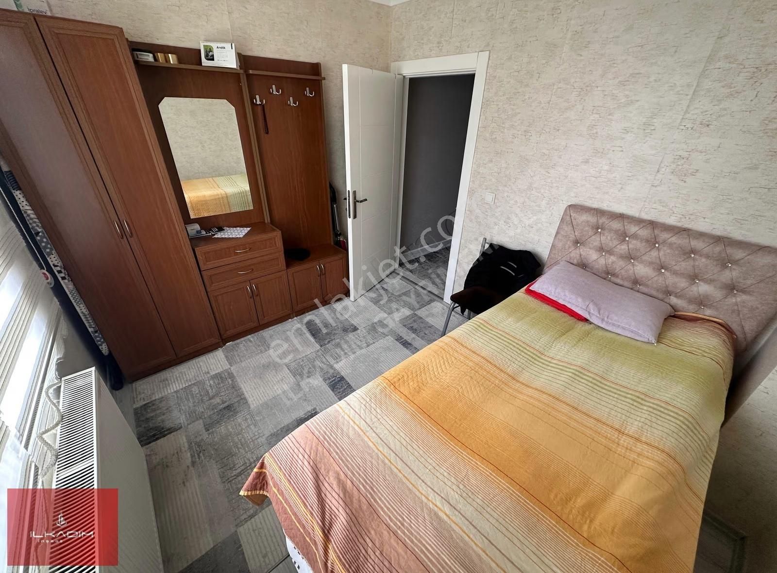 Sancaktepede Sağlık Merkezi Yanı Okul Karşısı Katta 3+1 - Görsel 5