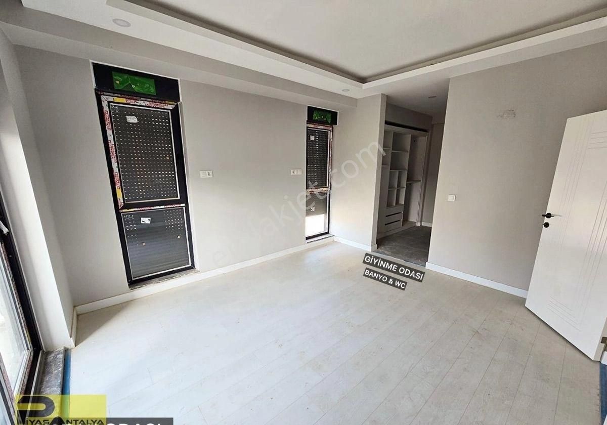 Ultra Geniş Havuz Cepheli Kapalı Otoparklı 3+1 Fırsat Daire - Görsel 3