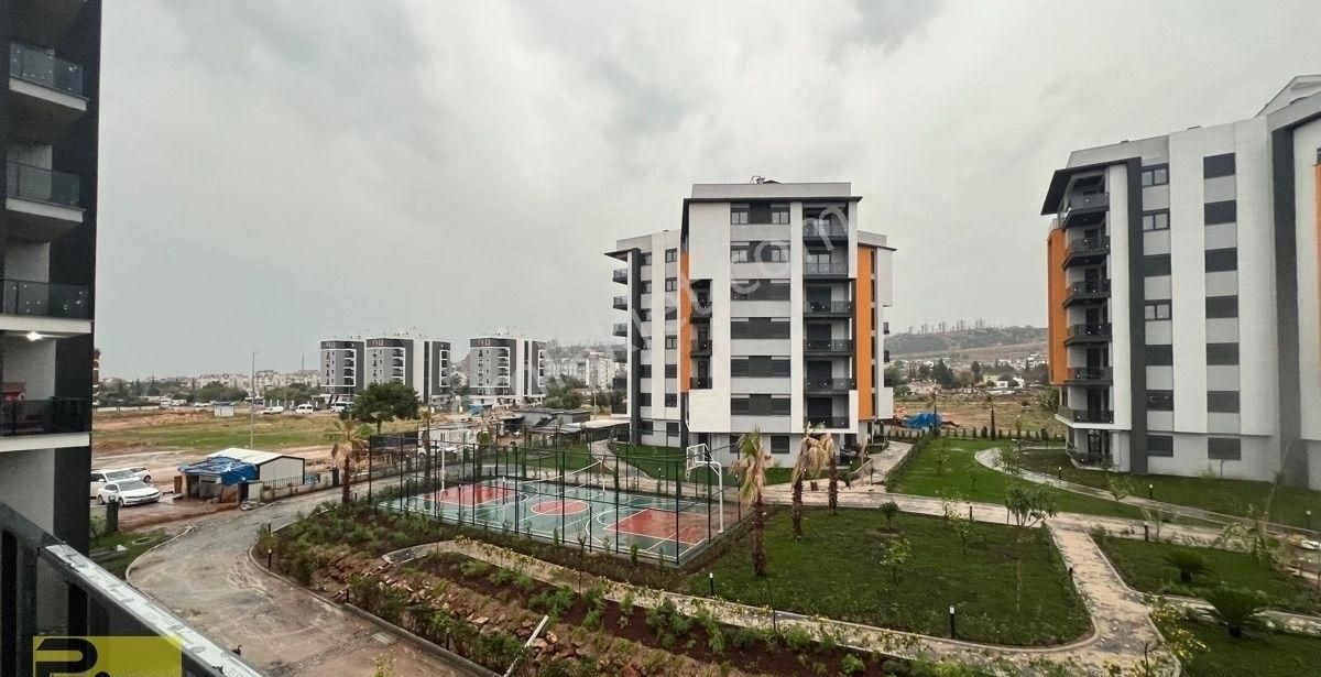 Ultra Geniş Havuz Cepheli Kapalı Otoparklı 3+1 Fırsat Daire - Görsel 35