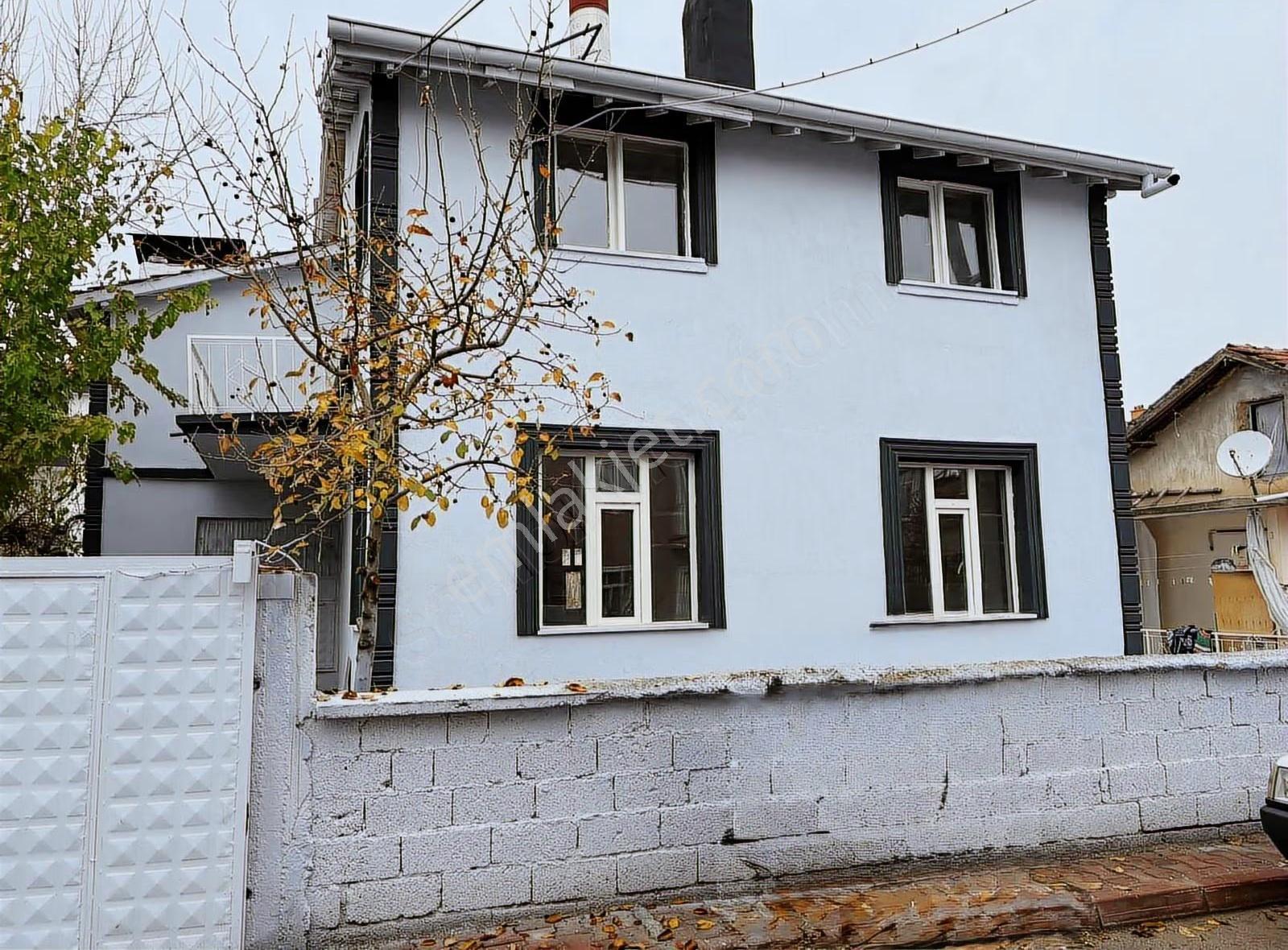 Özlem Yardımcı'dan Çatalhüyük Mah'de Satılık Arsa