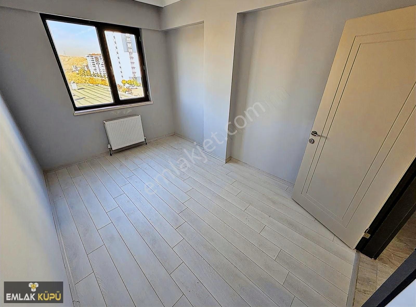 Bağlıca Mahallesinde 4+1 Satılık Fırsat Daire Emlak Küpünde - Görsel 13