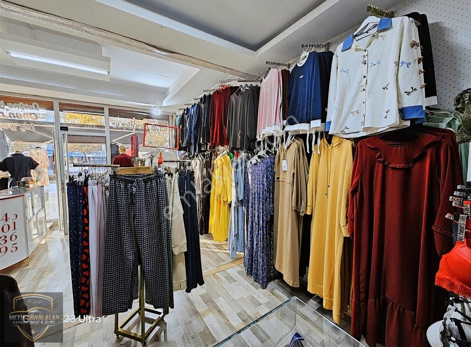 Metin Gönülalan'dan Devren Satılık İşlek Butik - Görsel 4