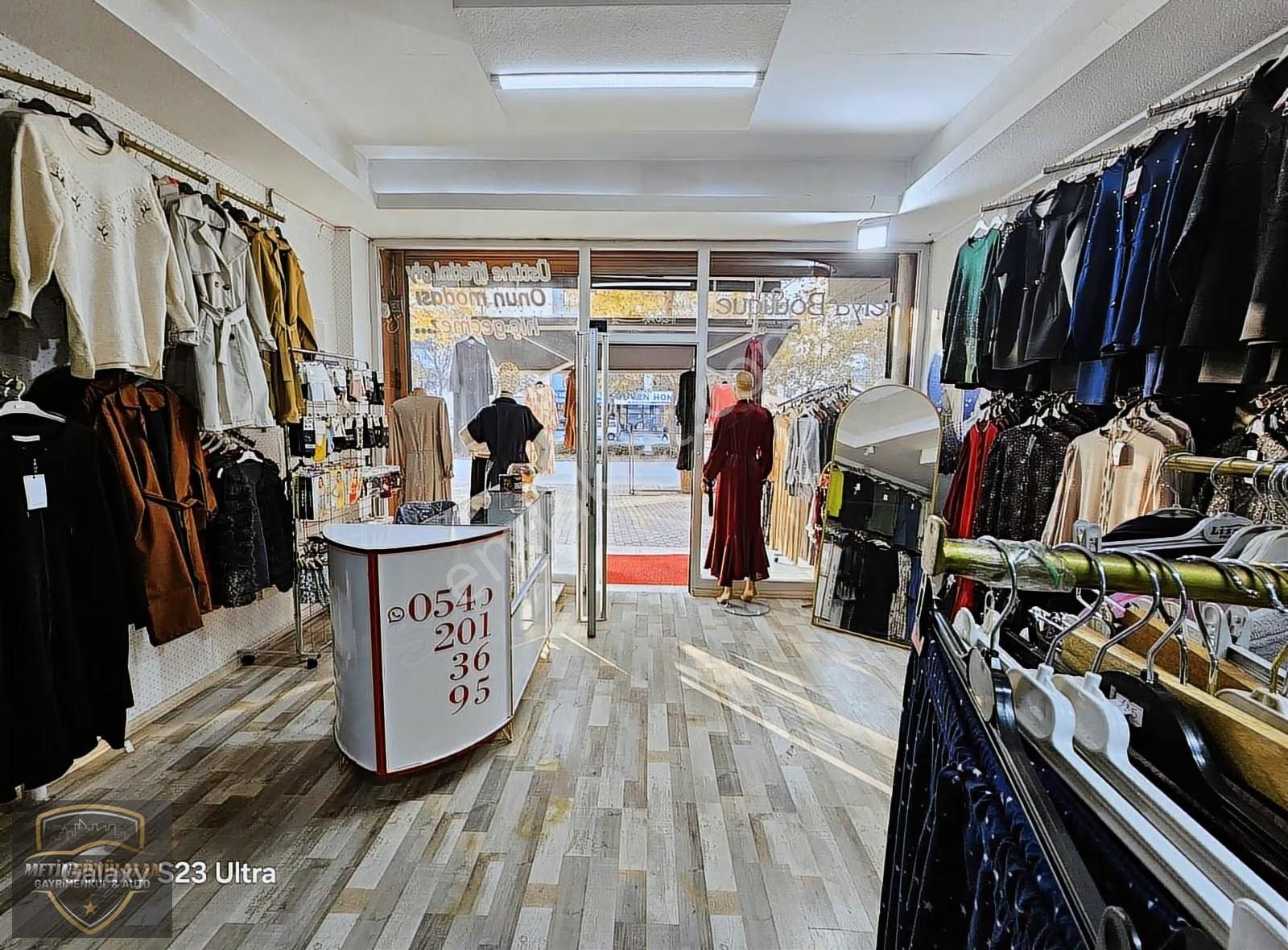Metin Gönülalan'dan Devren Satılık İşlek Butik - Görsel 2