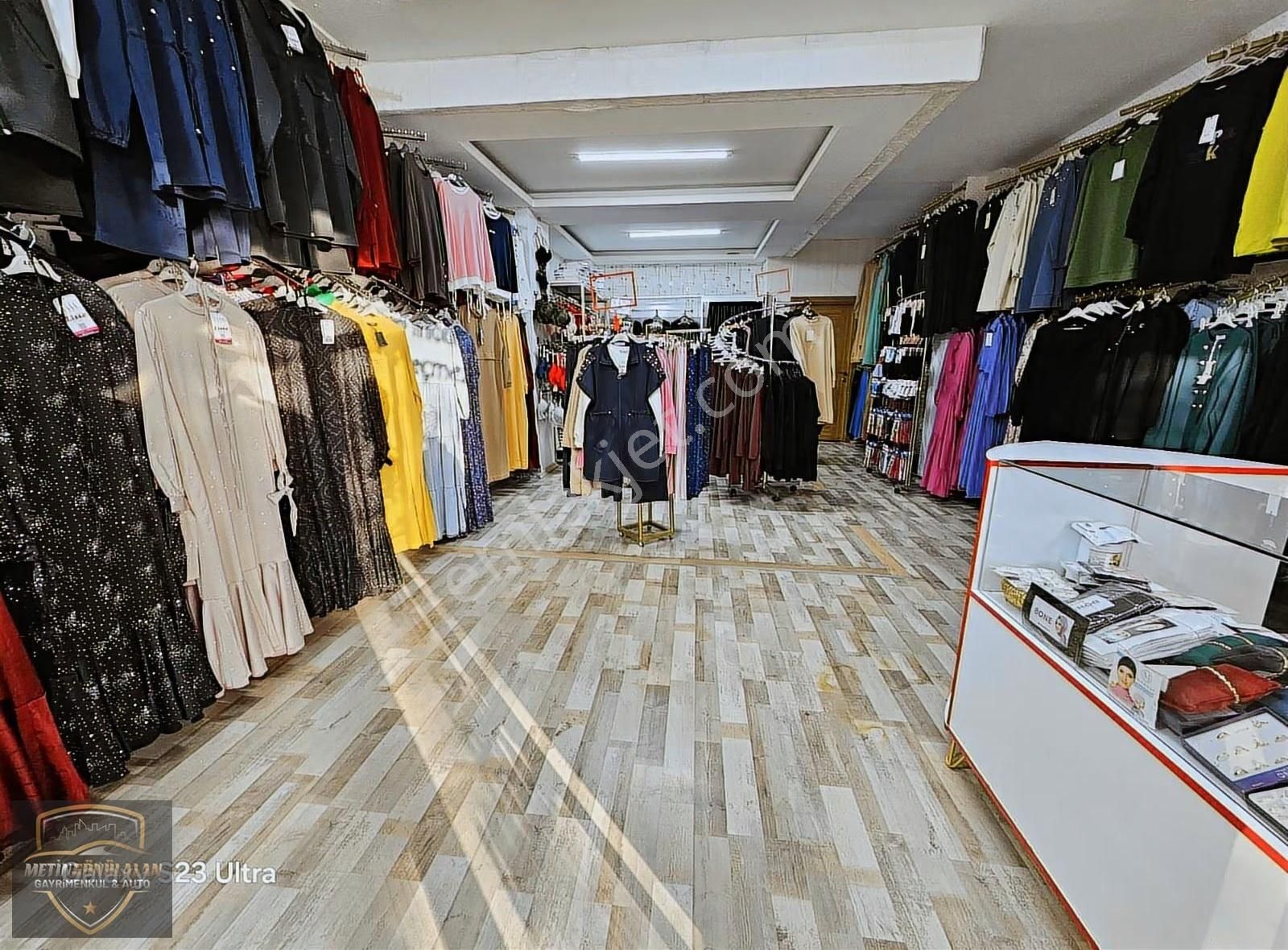 Metin Gönülalan'dan Devren Satılık İşlek Butik - Görsel 14