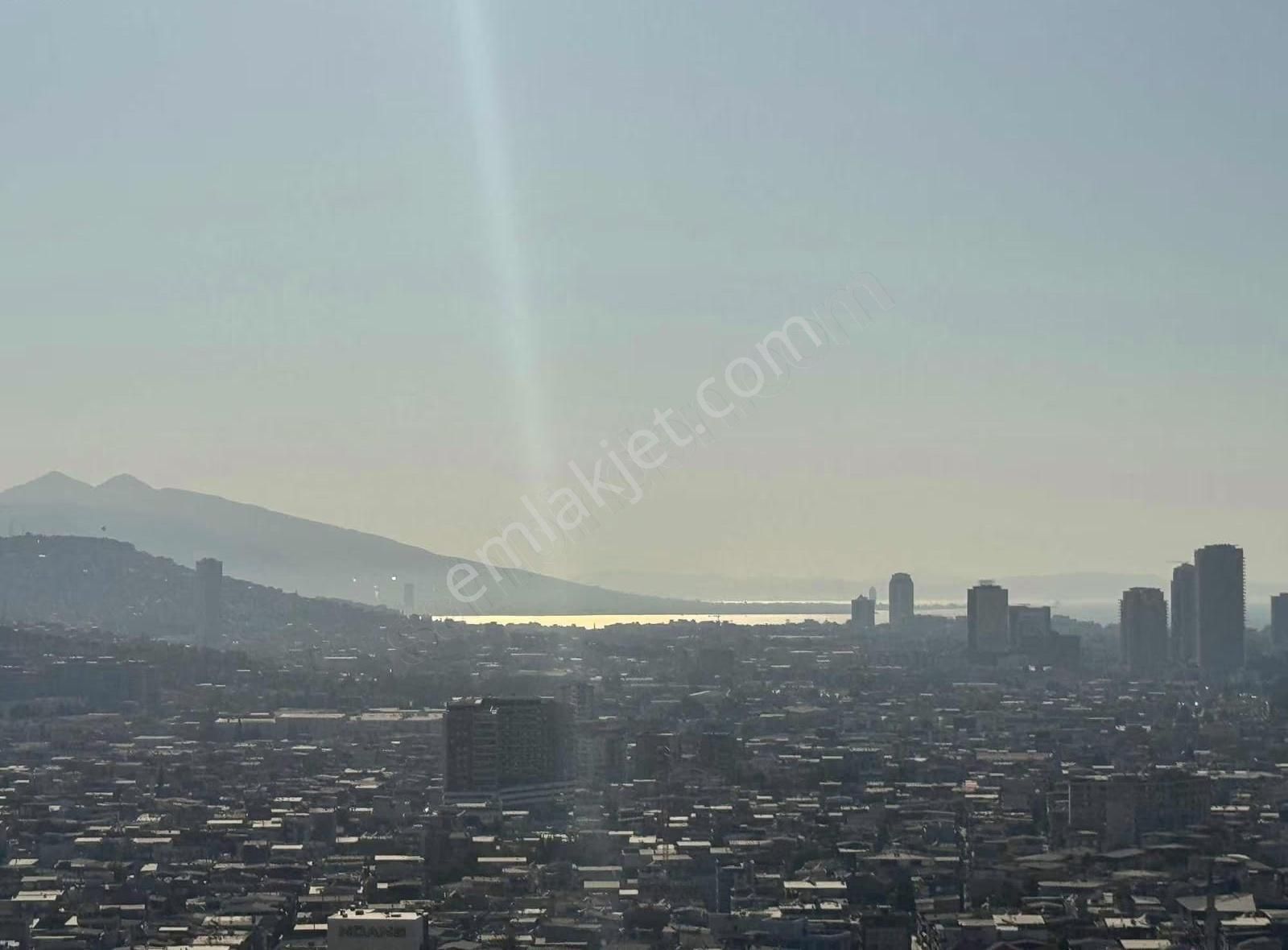 Bornova İkon Tower 34. Kat Deniz Manzaralı 3+1 Kiralık Daire - Görsel 8