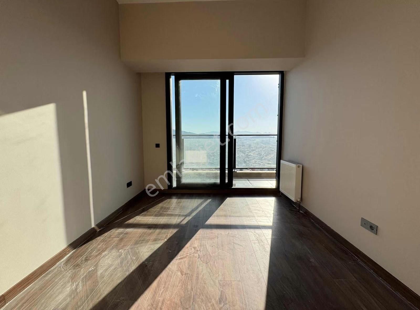 Bornova İkon Tower 34. Kat Deniz Manzaralı 3+1 Kiralık Daire - Görsel 2