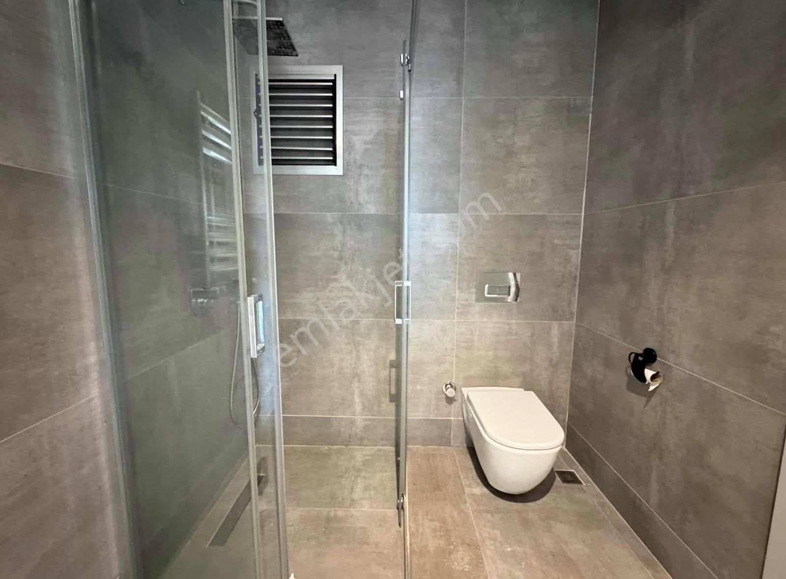 Bornova İkon Tower 34. Kat Deniz Manzaralı 3+1 Kiralık Daire - Görsel 33