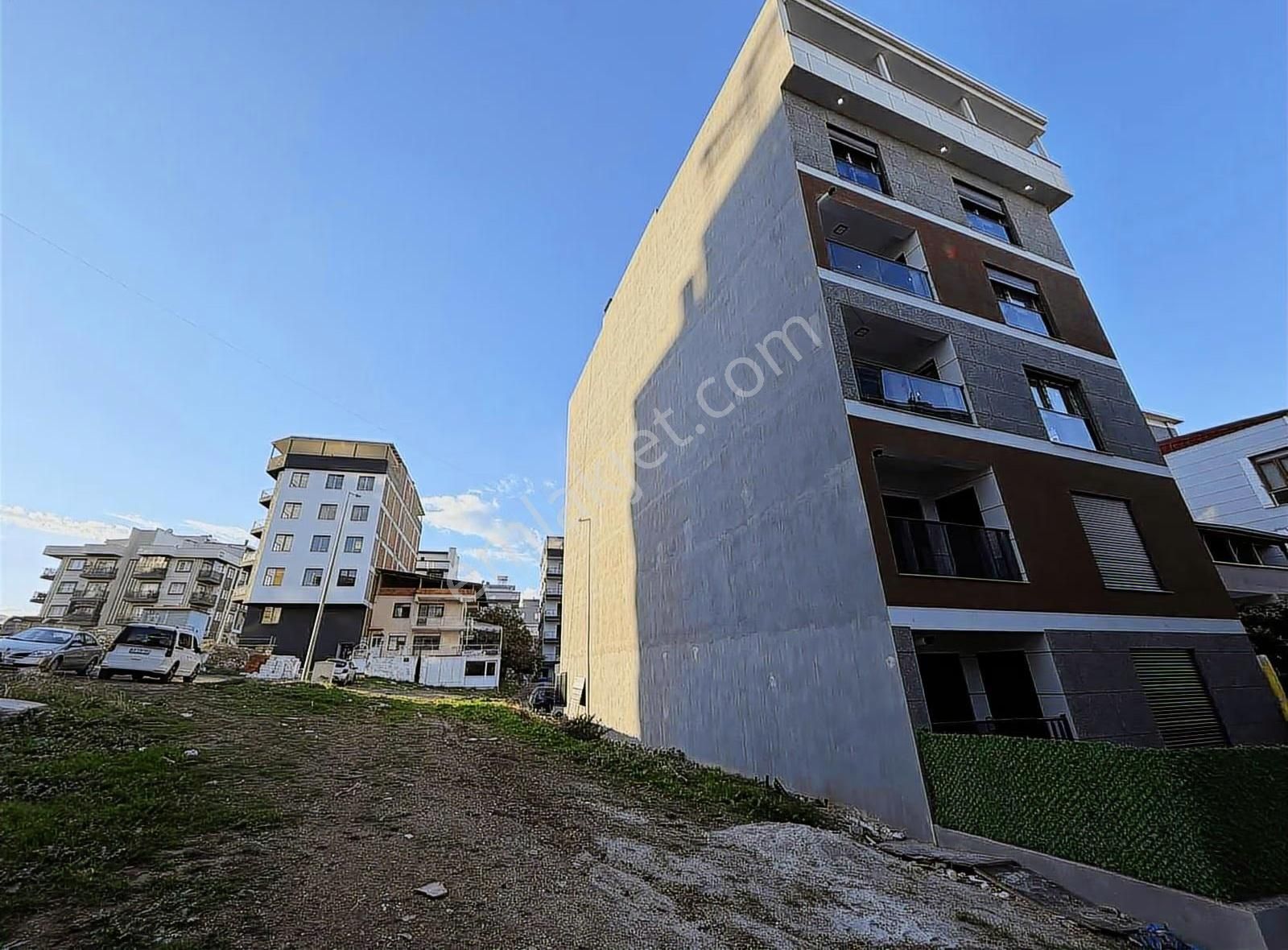 Menemen Uğur Mumcu Mah. Satılık 4 Kat İmarlı Arsa - Görsel 2