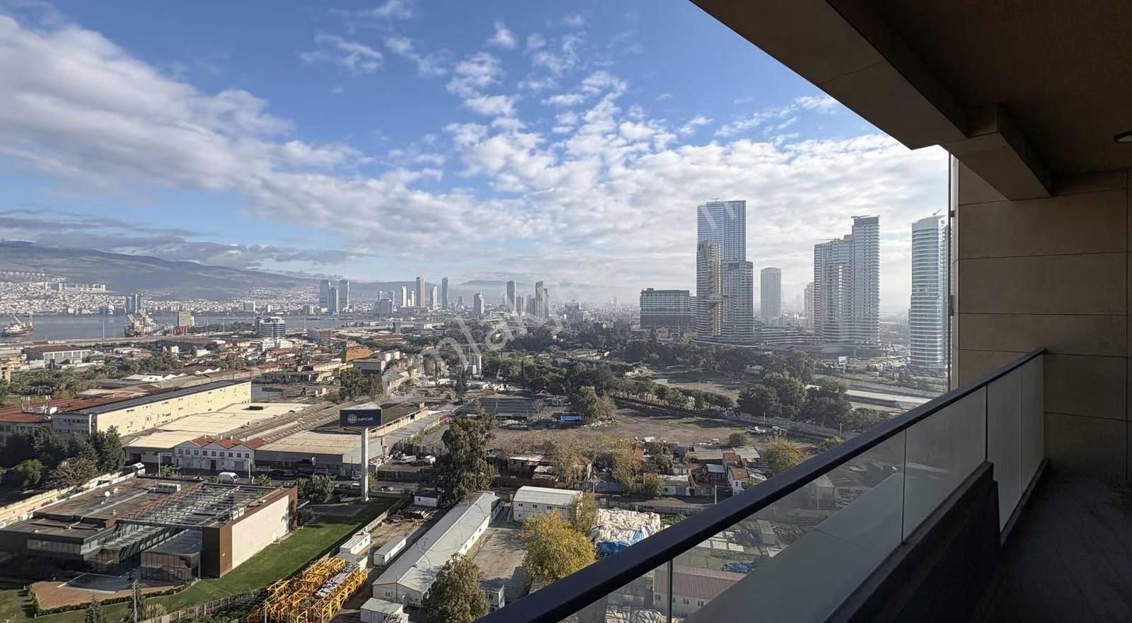 Site Komşunuzdan 3+1 Kapalı Mutfak Deniz Manzaralı Kiralık - Görsel 11