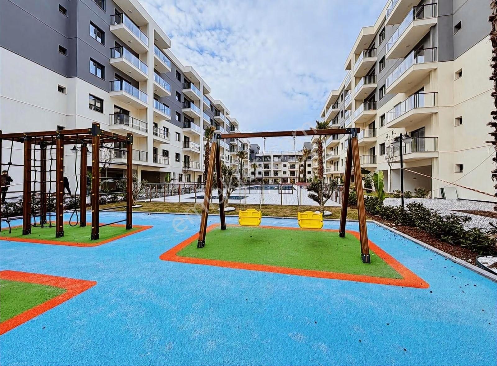 Çiğli Park Yaşam Atlantis Havuz Cephe Kiralık 1+1 Daire - Görsel 4