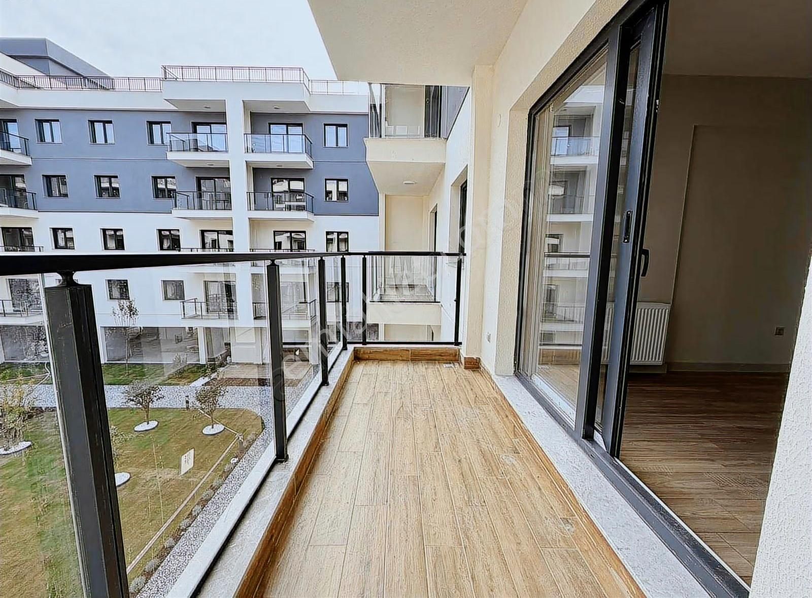 Çiğli Park Yaşam Satılık 1+1 Balkonlu Sıfır Daire - Görsel 22