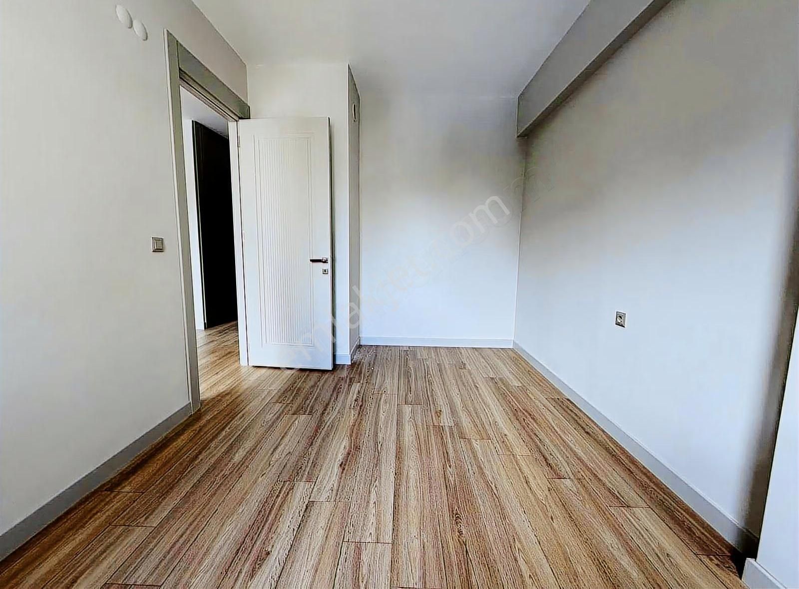 Çiğli Park Yaşam Satılık 1+1 Balkonlu Sıfır Daire - Görsel 16