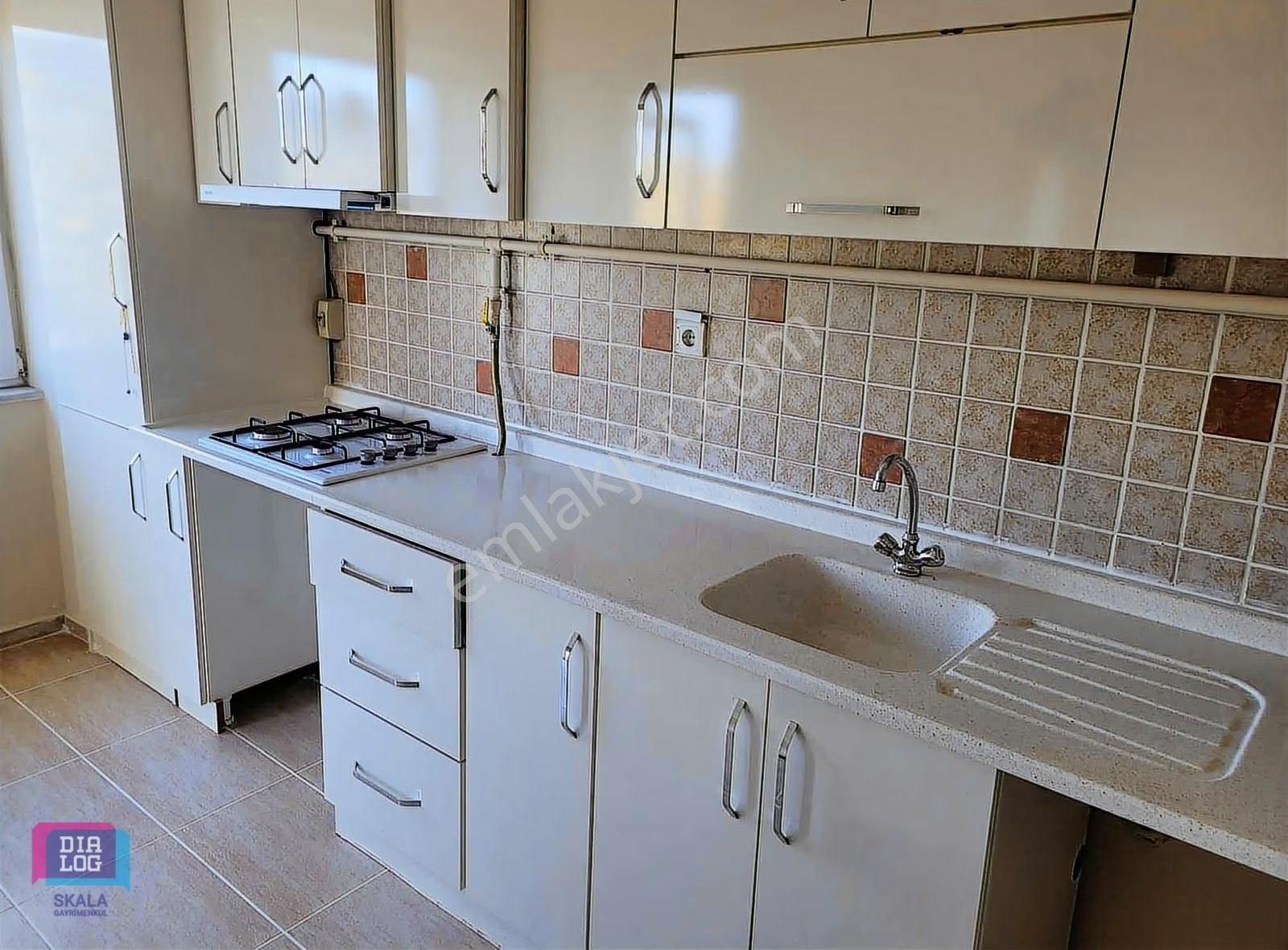 Dtr Skala'dan Çamlıca'da Manzaralı 3+1 Kiralık Daire - Görsel 4