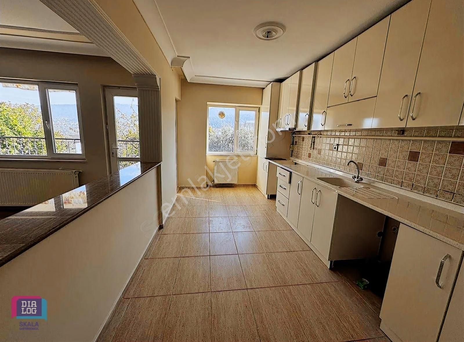 Dtr Skala'dan Çamlıca'da Manzaralı 3+1 Kiralık Daire - Görsel 15