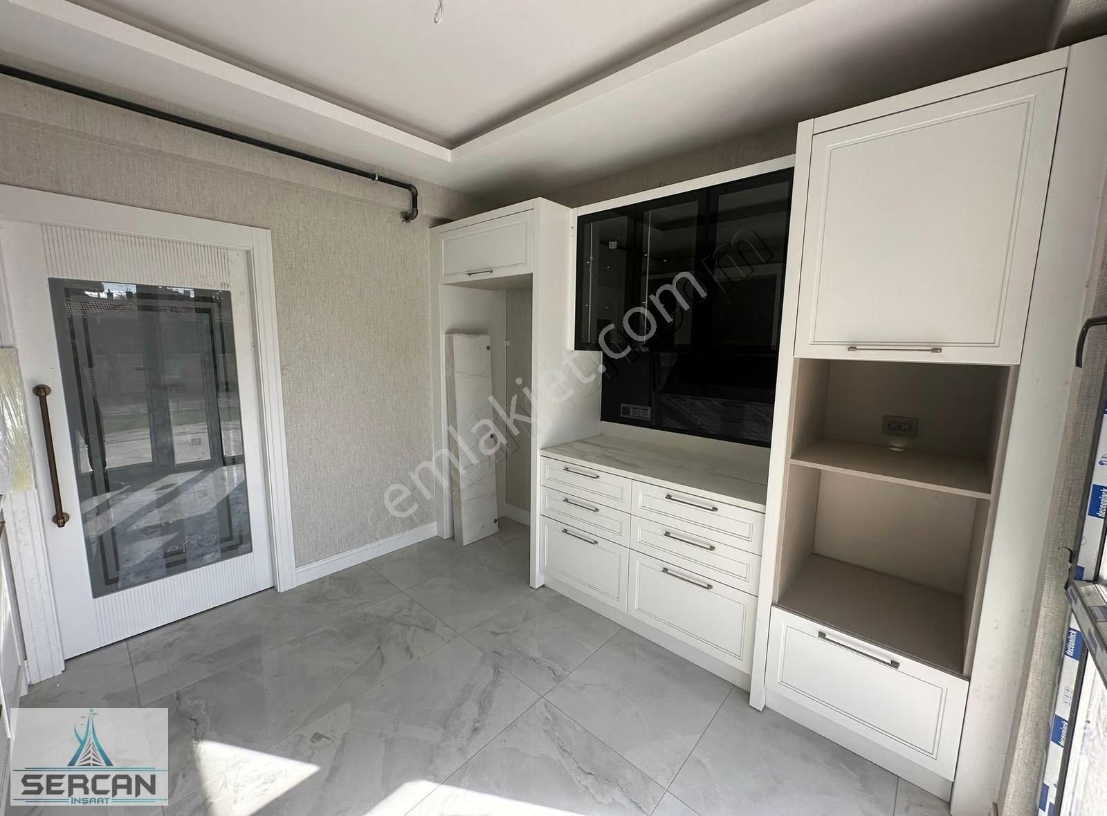 Aymanas Caddesi Can Manas Evlerinde İste İçi Lüx 3+1 Daire - Görsel 24
